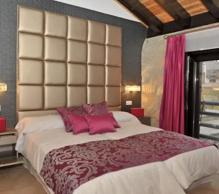 Hotel El Balcon Del Canon Ucero